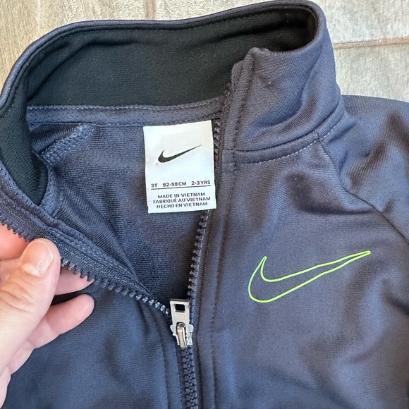 Nike Size 2-3yrs Toddler Boys Full Zip High Neck Pocket Athletic Jacket - Picture 3 of 6